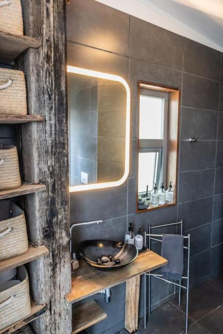 Luxury Lakefront Villa, Infinity Hot Tub And Sauna Grimsnes og Grafningshreppur Extérieur photo