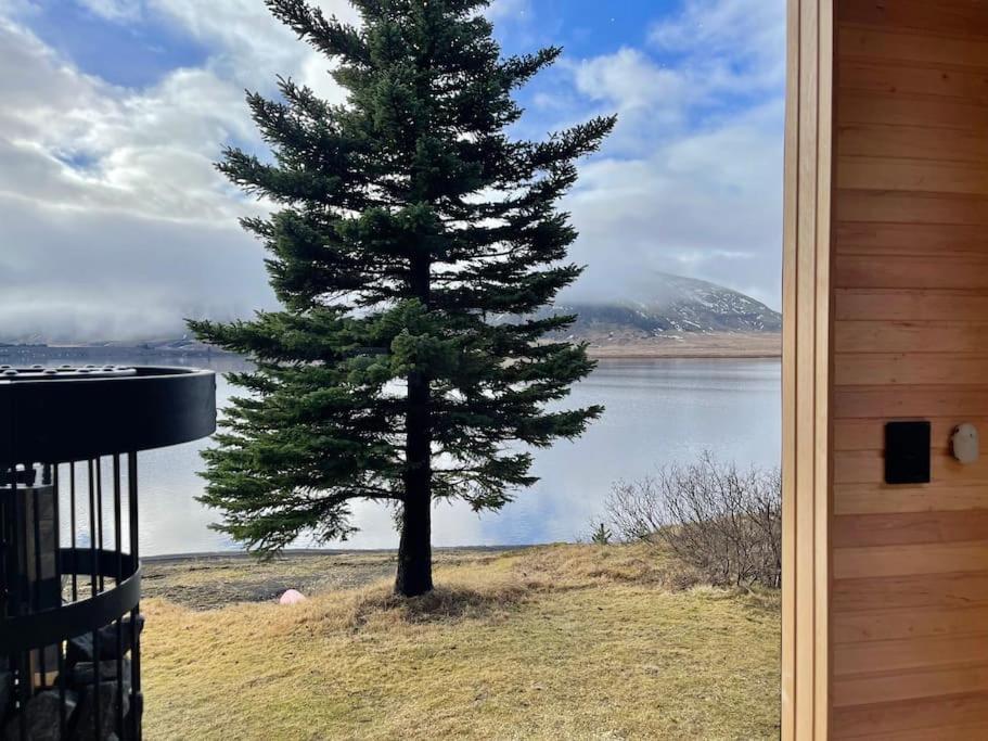 Luxury Lakefront Villa, Infinity Hot Tub And Sauna Grimsnes og Grafningshreppur Extérieur photo