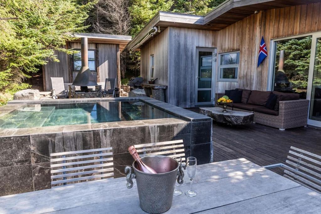 Luxury Lakefront Villa, Infinity Hot Tub And Sauna Grimsnes og Grafningshreppur Extérieur photo