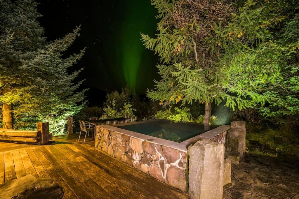 Luxury Lakefront Villa, Infinity Hot Tub And Sauna Grimsnes og Grafningshreppur Extérieur photo