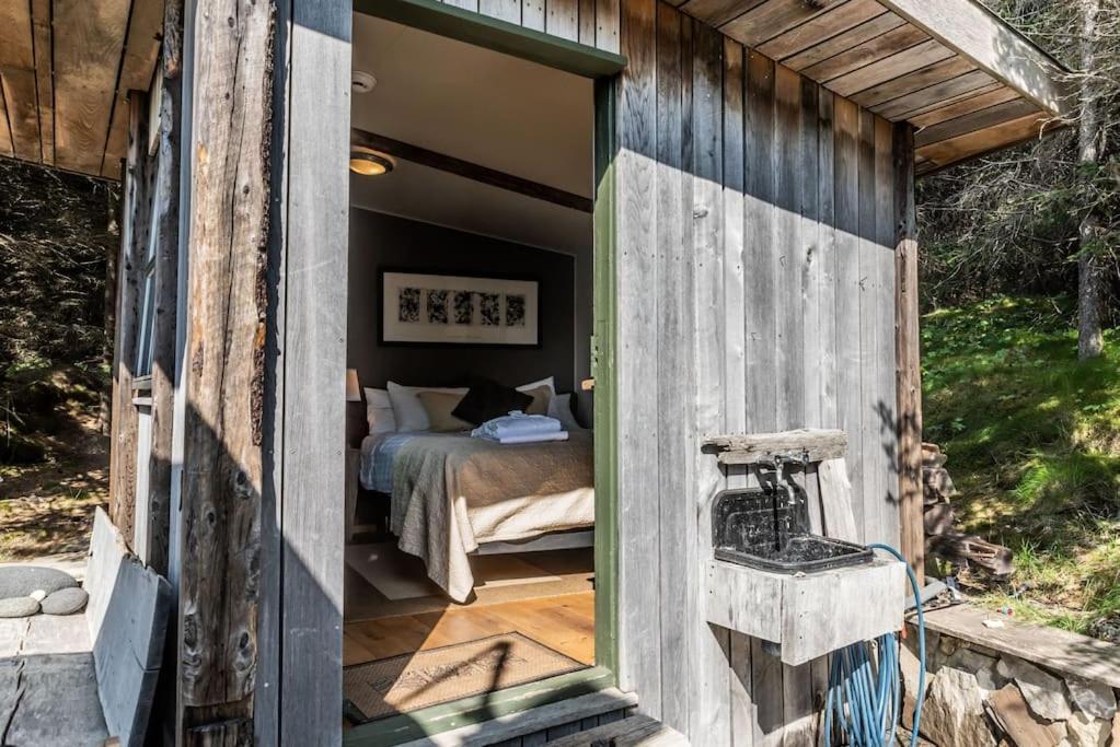 Luxury Lakefront Villa, Infinity Hot Tub And Sauna Grimsnes og Grafningshreppur Extérieur photo