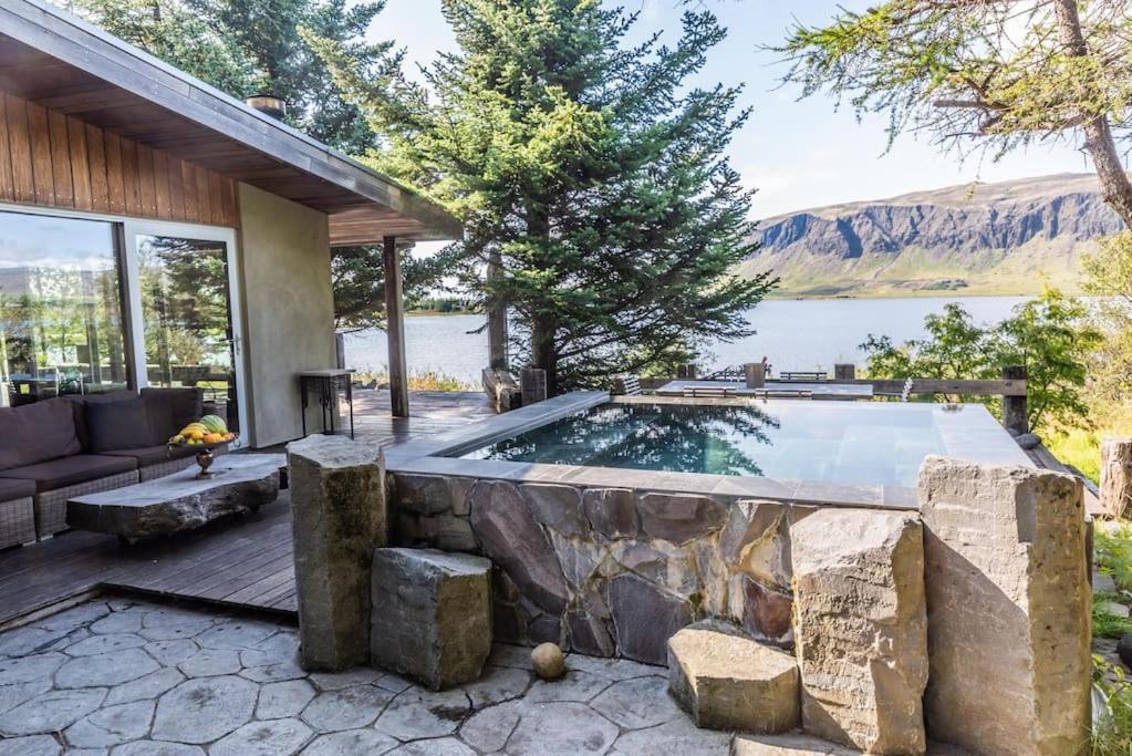 Luxury Lakefront Villa, Infinity Hot Tub And Sauna Grimsnes og Grafningshreppur Extérieur photo